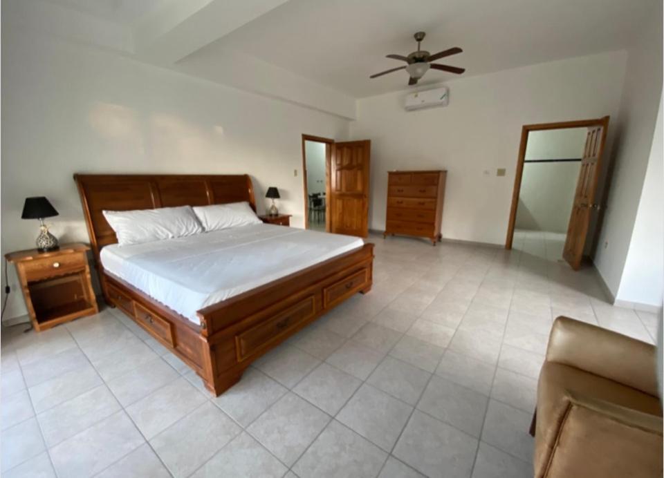 מונטגו ביי Spring Garden Mobay Resort מראה חיצוני תמונה